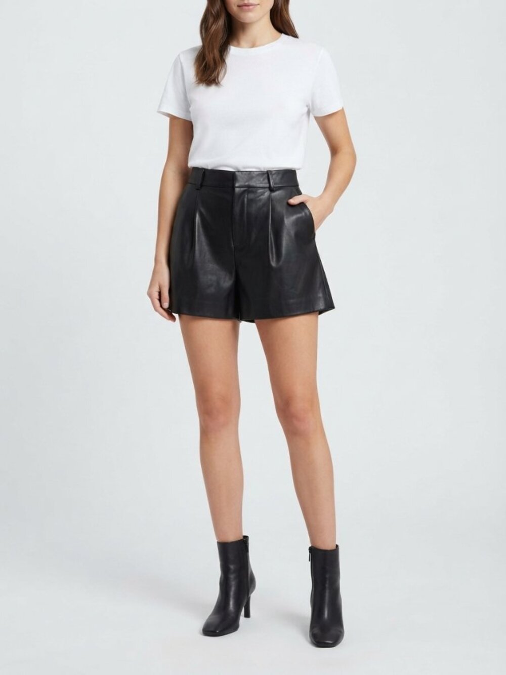 Mustard Seed Faux Leather Shorts Size Medium New with tags